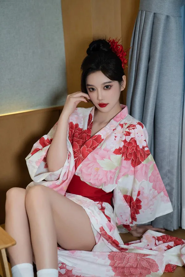 杨晨晨资料,杨晨晨套图,杨晨晨写真,杨晨晨下载