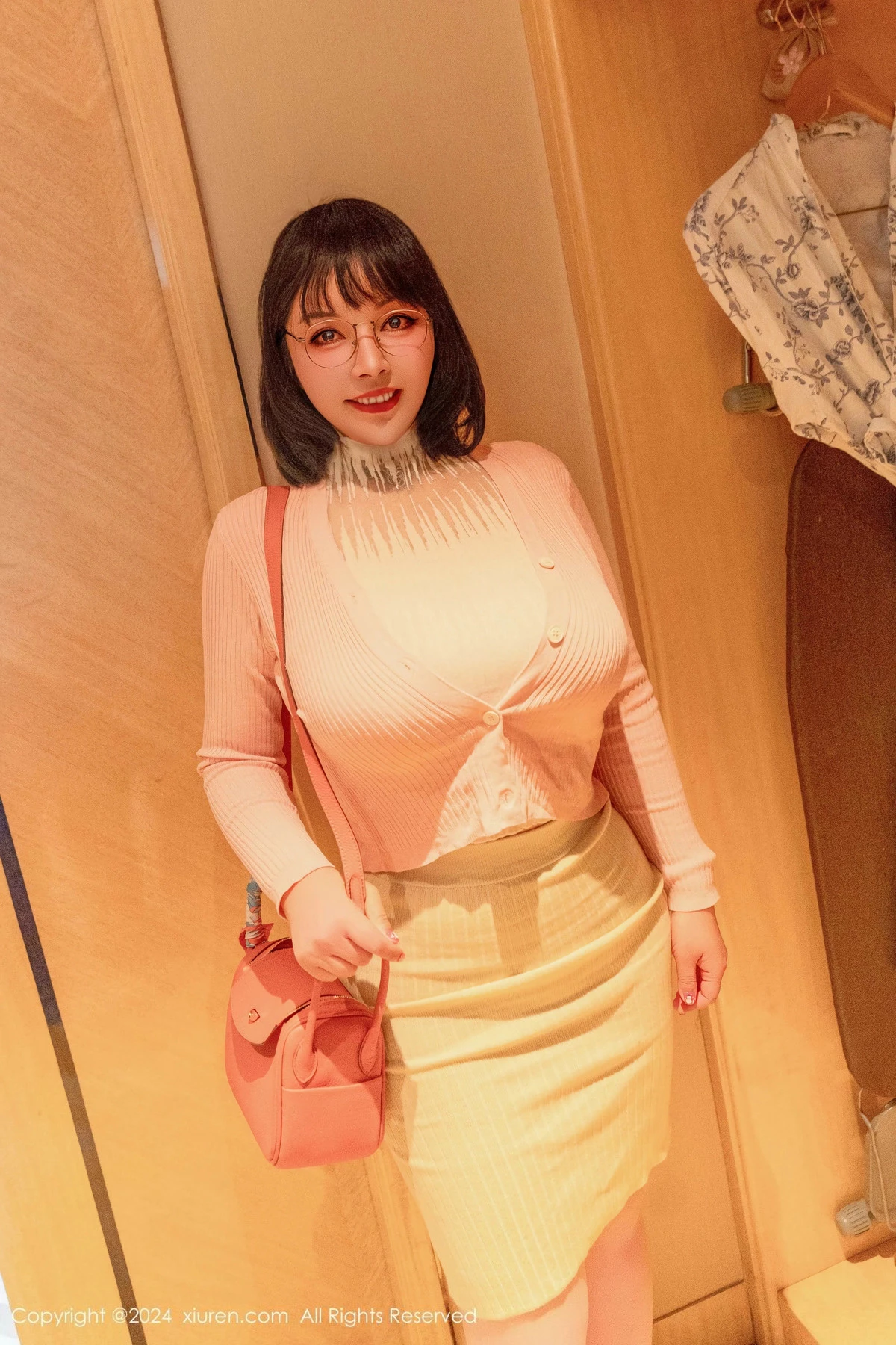 漂亮美女_油田溪溪全集