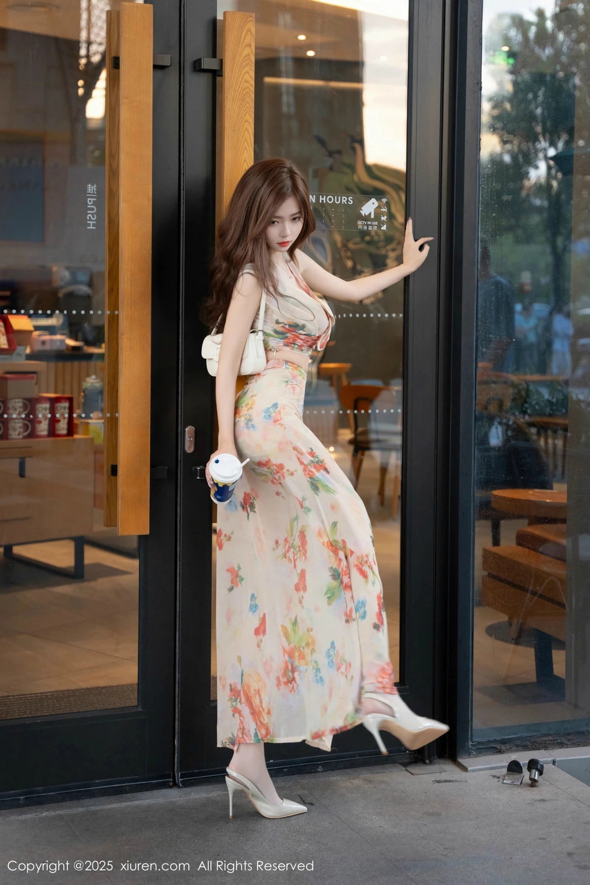 漂亮美女_拍黄瓜全集 漂亮美女_拍黄瓜全集