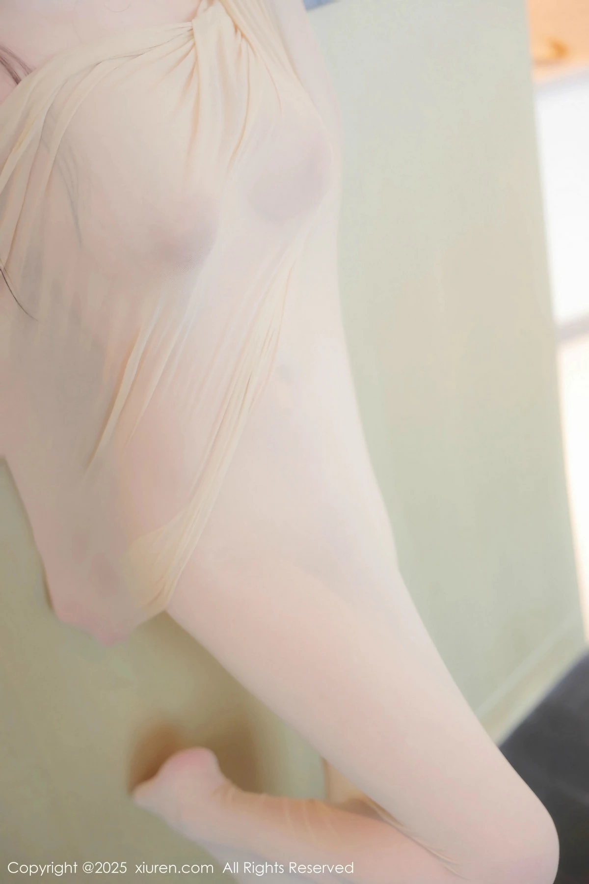 漂亮美女_余安安全集