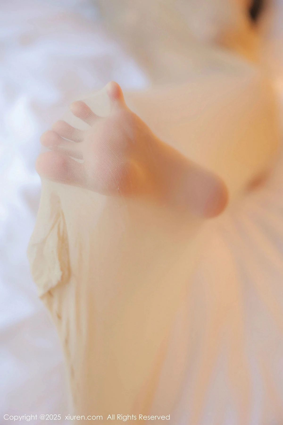 漂亮美女_余安安全集