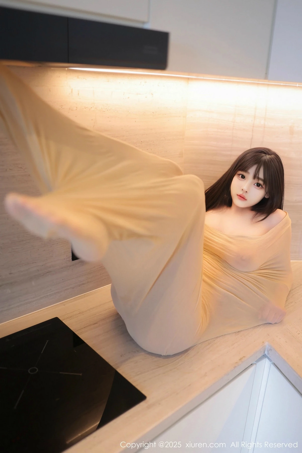 漂亮美女_余安安全集