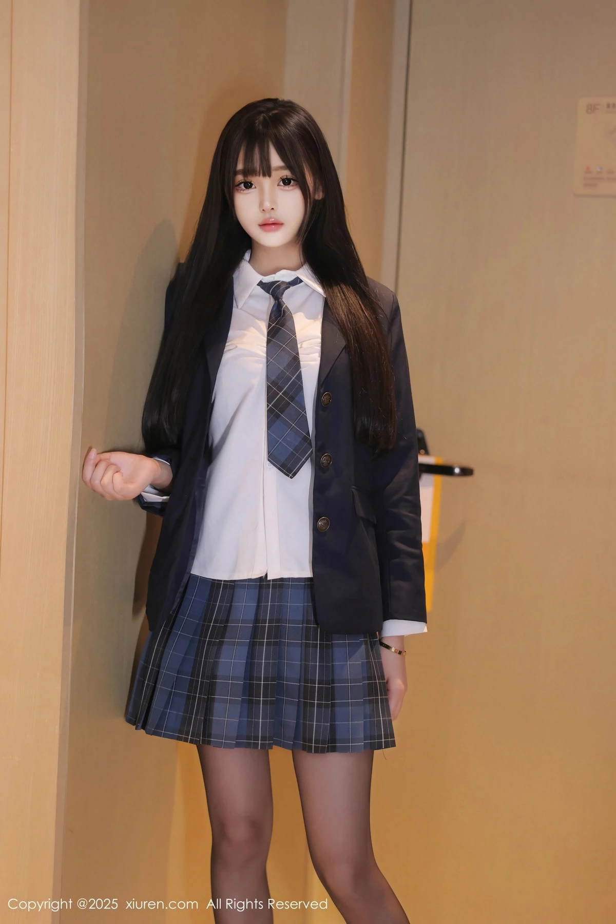 漂亮美女_余安安全集 漂亮美女_余安安全集