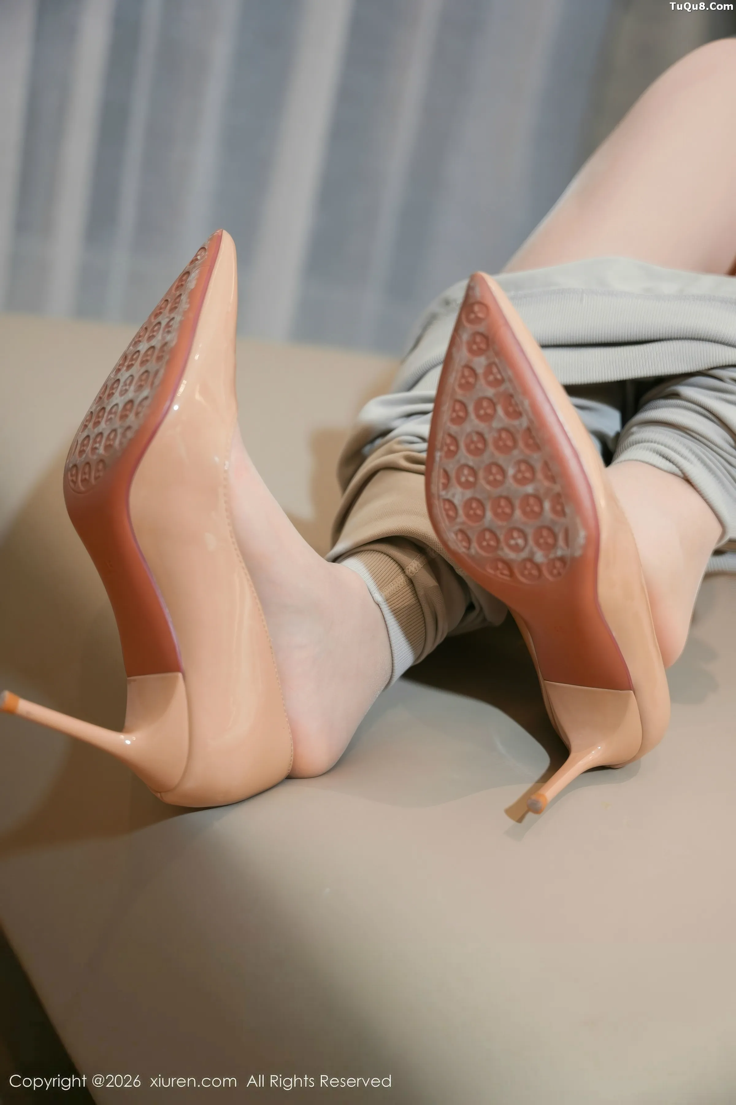 漂亮美女_小依依全集